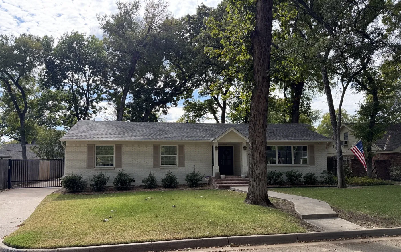 Ranch-style home in Tanglewood, Fort Worth, where Top Gun Insulation completed an attic insulation retrofit
